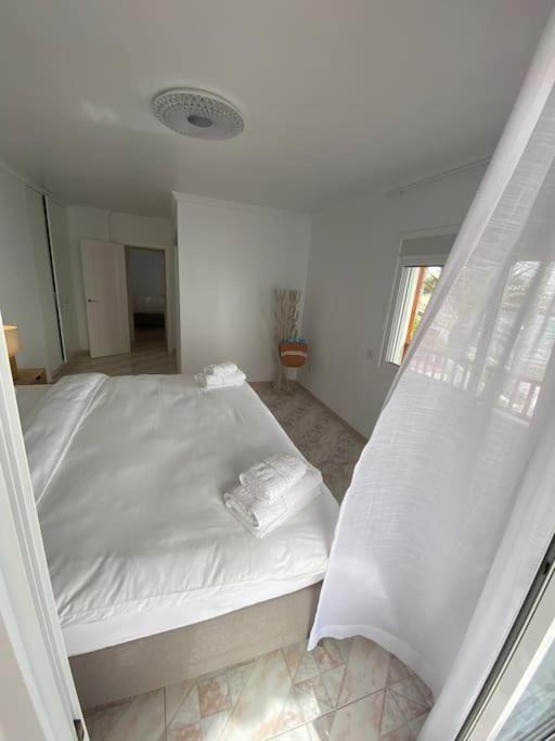 Villa Tranquila, Playa Del Duque アデヘ エクステリア 写真