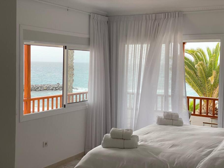 Villa Tranquila, Playa Del Duque アデヘ エクステリア 写真