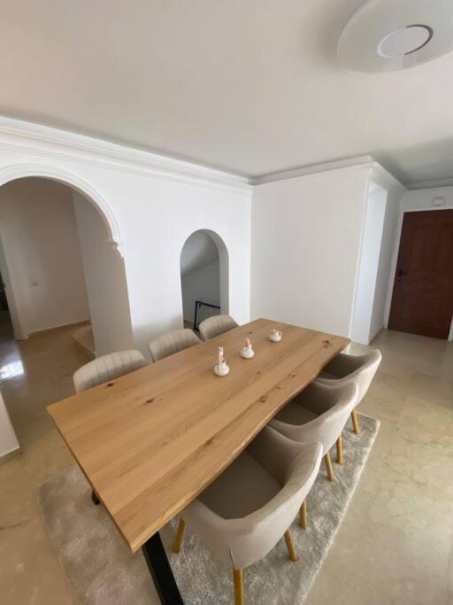 Villa Tranquila, Playa Del Duque アデヘ エクステリア 写真